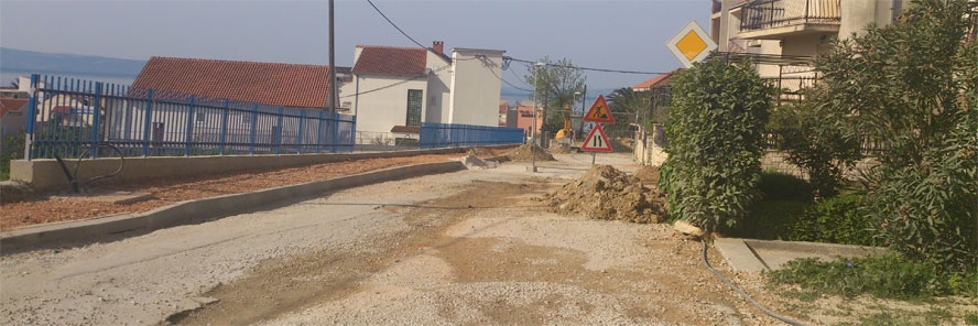 Podstrana: Zvonimirova ulica prokopana 4 mjeseca