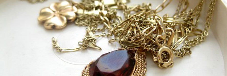 Krađa nakita u Podstrani