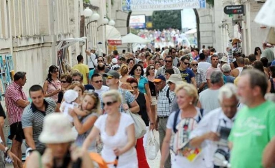 Nas i turista svakoga jutra pet milijuna