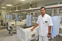 Hrvati birali najboljeg liječnika - Dr. Vlatko Ledenko iz Podstrane je izabran i ove godine. Čestitamo!